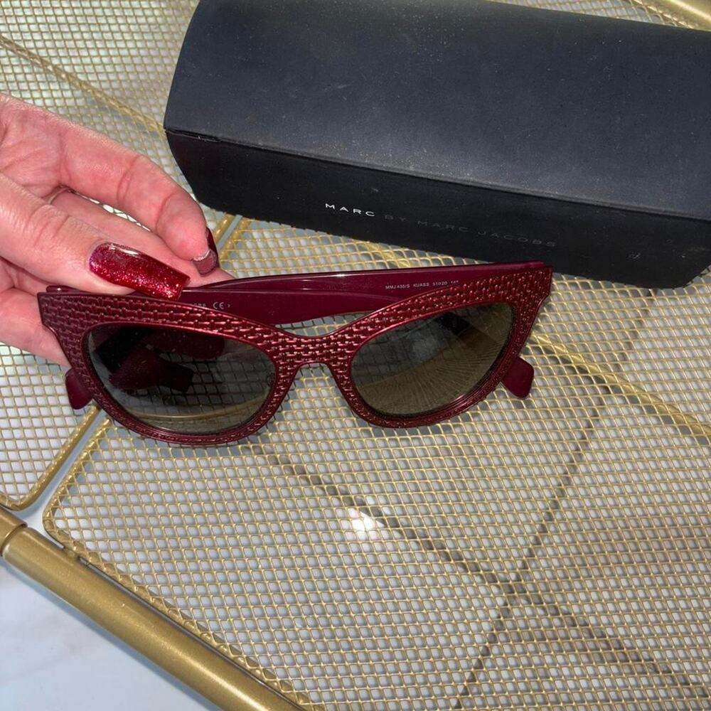 Burgundy marc jacobs sunglasses marcjacobs